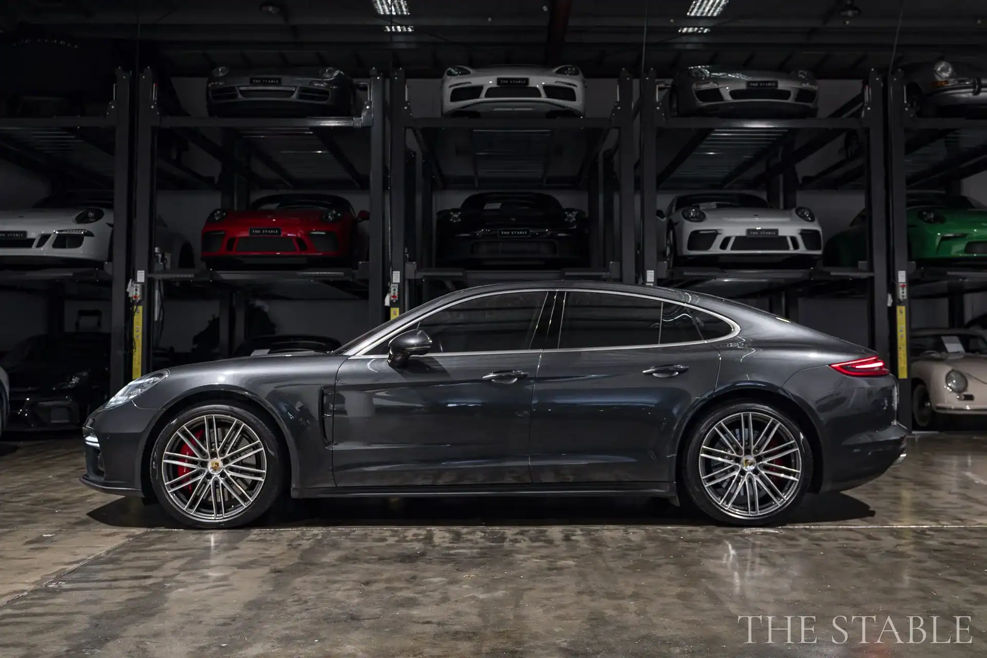 THE STABLE Nº4 21 2017 Porsche Panamera Turbo