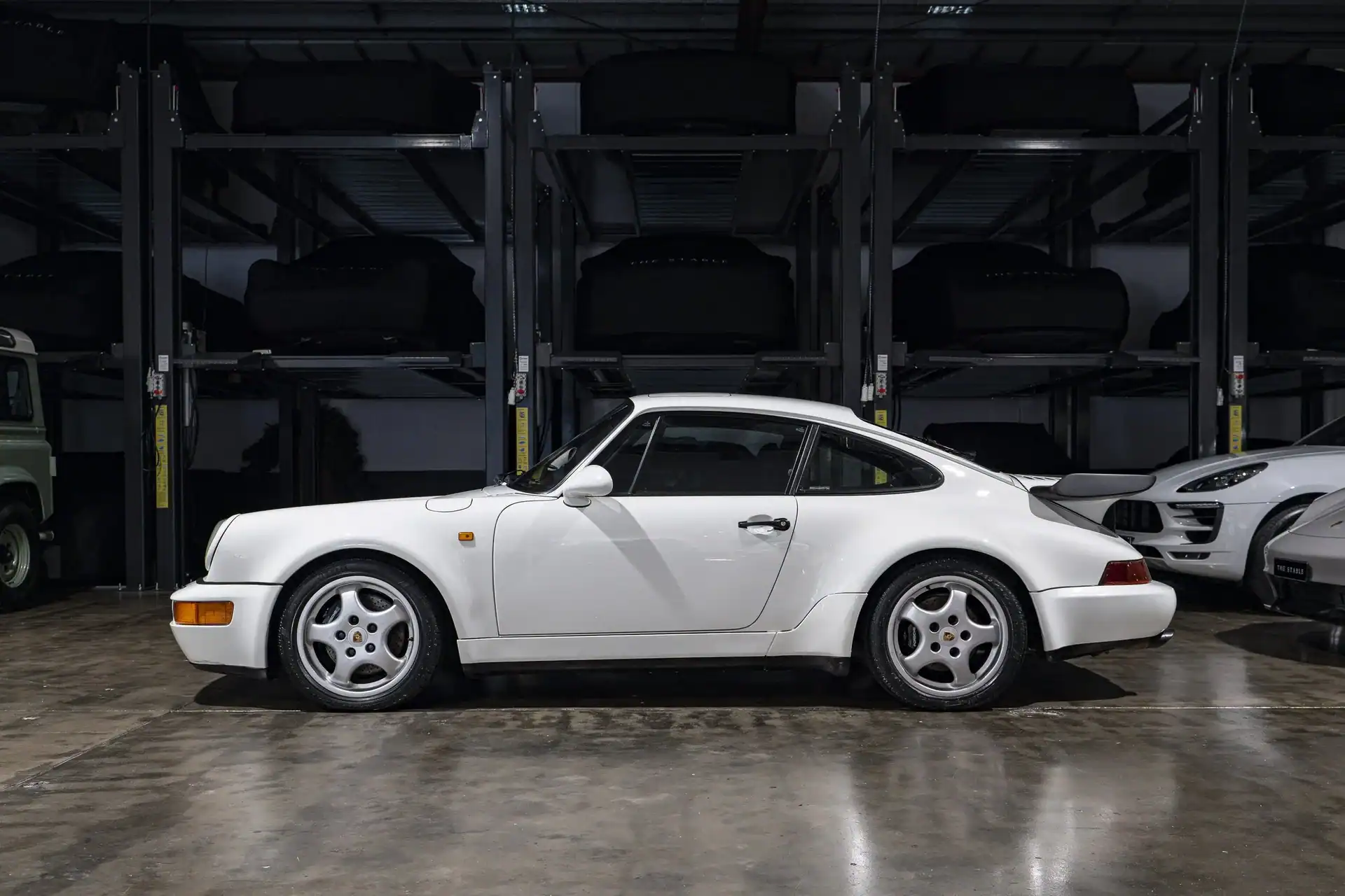 THE STABLE Nº4 7 porsche964turbo 1